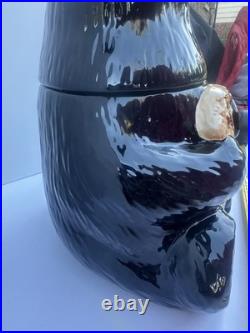 Bearfoots Big Sky Carvers Cookie Jar with Lid, Black/Beige Bear, 12 in. Preowned