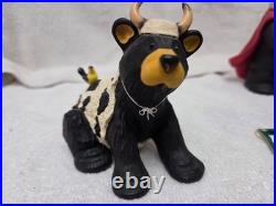 Bearfoots Nativity 17-Piece Complete Set (Sets I-III) Big Sky Carvers