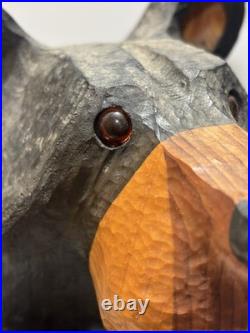 Big Sky Bear Jeff Fleming Big Sky Carvers Black Bear Holding Flag 13