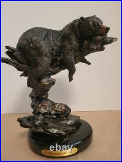 Big Sky Carvers BRUIN SLUMBER Marc Pierce coll. Sculpture (small chip in finish)