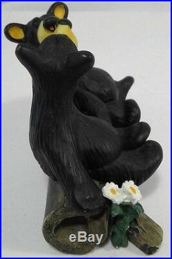 Big Sky Carvers Bear Foots figurine by Jeff Fleming kissing bears on a log 4x6