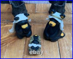 Big Sky Carvers Bearfoots Beartivity Scene by Jeff Flemming