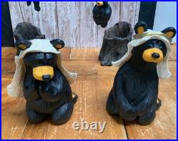 Big Sky Carvers Bearfoots Beartivity Scene by Jeff Flemming