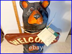 Big Sky Carvers Bears 23 Jeff Fleming wood carved with Sign & Name Tag Bearfoots