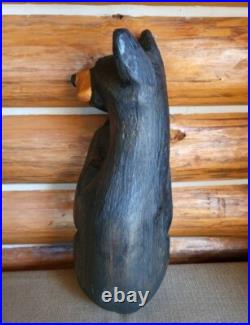 Big Sky Carvers CLIMBER BEAR Wood Carving 1996 USA