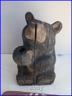 Big Sky Carvers Jeff Fleming Roy Bear Wipe Yer Paws Sign Solid Wood 19.5