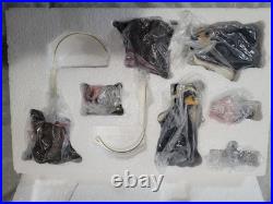 Big Sky Carvers by Jeff Fleming Bearfoots Beartivity 7 piece Nativity set MIB