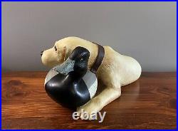 Bradford Williams Big Sky Carvers Labrador Retriever Puppy Dog Duck Hunt Statue