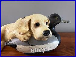 Bradford Williams Big Sky Carvers Labrador Retriever Puppy Dog Duck Hunt Statue