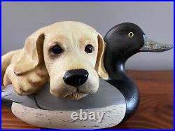 Bradford Williams Big Sky Carvers Labrador Retriever Puppy Dog Duck Hunt Statue