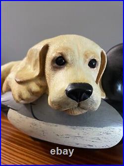 Bradford Williams Big Sky Carvers Labrador Retriever Puppy Dog Duck Hunt Statue