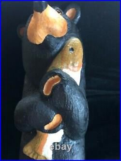 Darling Jeff Fleming Big Sky Carvers Bears holding a Trout EUC