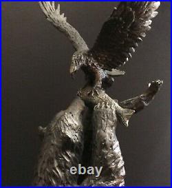 Fleming Big Sky Carvers Who's Fish Grizzly Bear Bald Eagle Sculpture Figurine