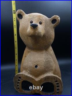 Jeff Fleming 12 Seated Bear BSC Wood Carving by Big Sky Carvers Amber Eyes