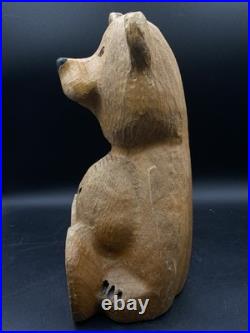 Jeff Fleming 12 Seated Bear BSC Wood Carving by Big Sky Carvers Amber Eyes