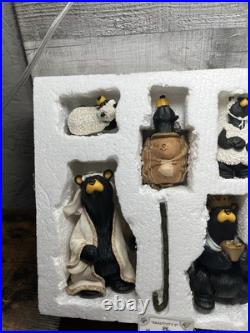 Jeff Fleming Big Sky Carvers Bearfoots Bears Beartivity Nativity With Boxes