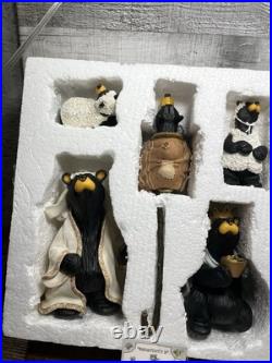 Jeff Fleming Big Sky Carvers Bearfoots Bears Beartivity Nativity With Boxes
