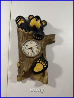VTG Bearfoots Black Bear Log Wall Clock Big Sky Carvers Jeff Fleming Working